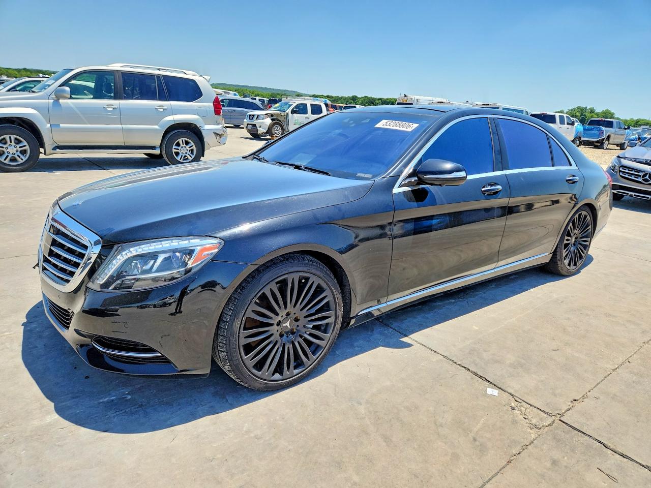 2015 Mercedes-Benz S 550, VIN WDDUG8CB7FA149751 — Front end