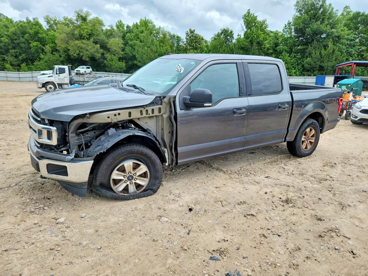 2019 Ford F-150 XL, VIN 1FTEW1EB7KFC10468 — Front end