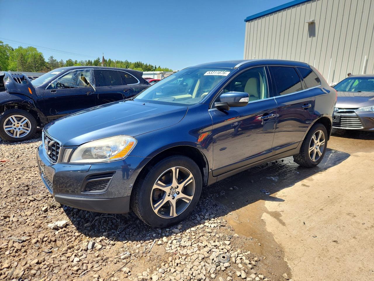 2011 Volvo XC60 3.0T, VIN YV4902DZ3B2175116 — Hail