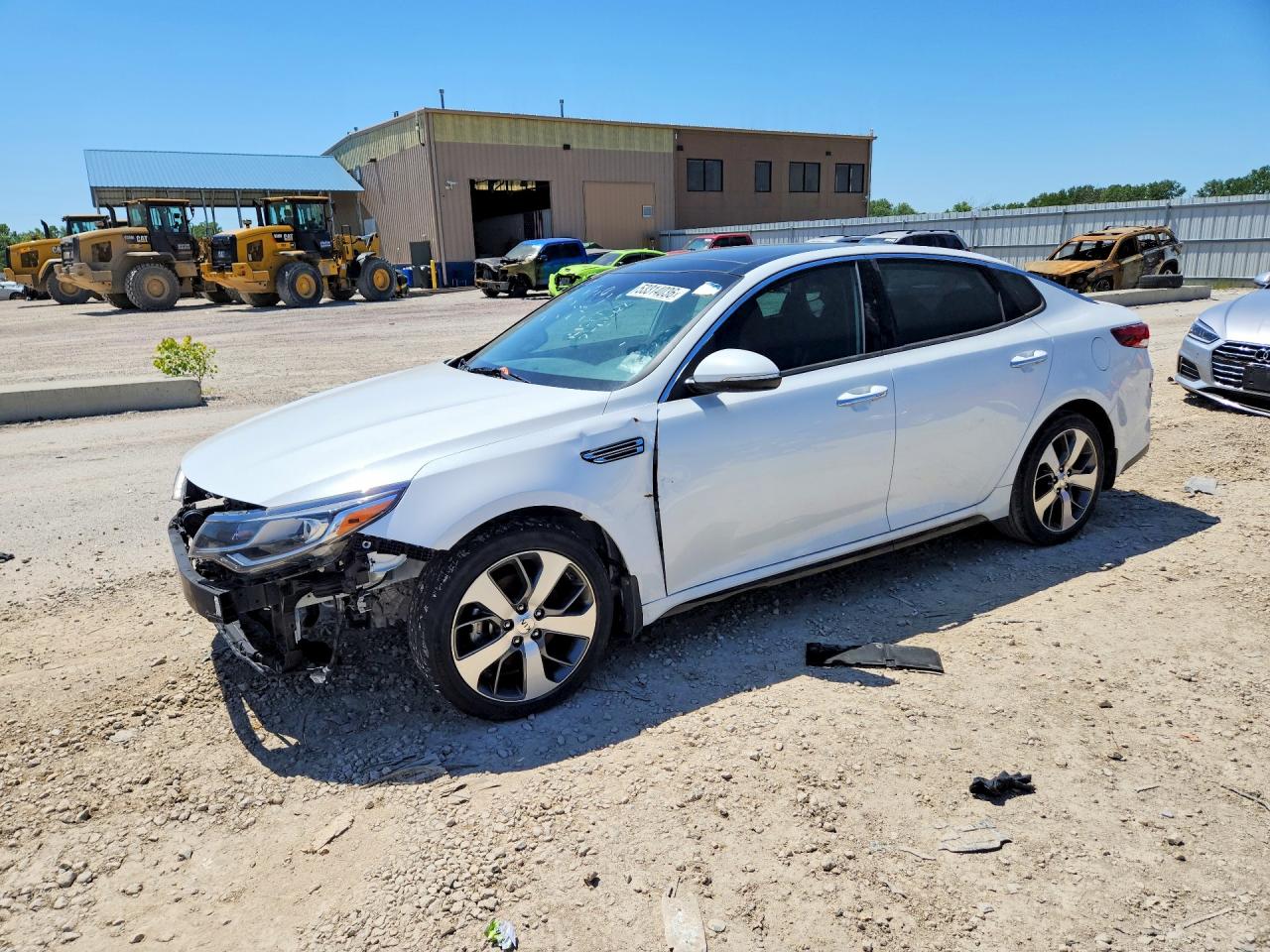 2019 Kia Optima LX, VIN 5XXGT4L32KG349942 — Minor dents and scratches