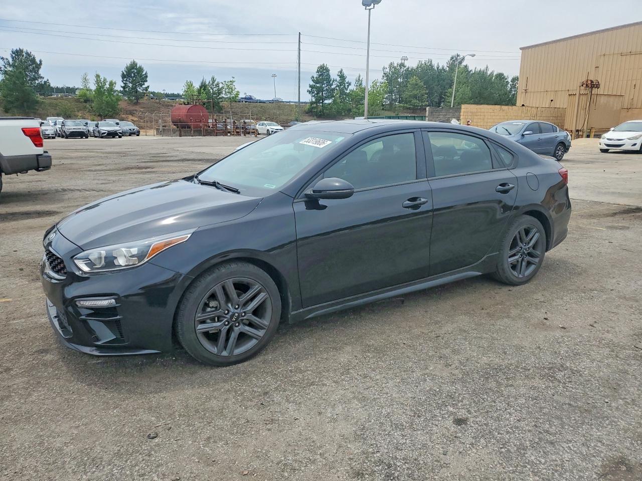 2021 Kia Forte GT-Line, VIN 3KPF34ADXME342045 — Minor dents and scratches