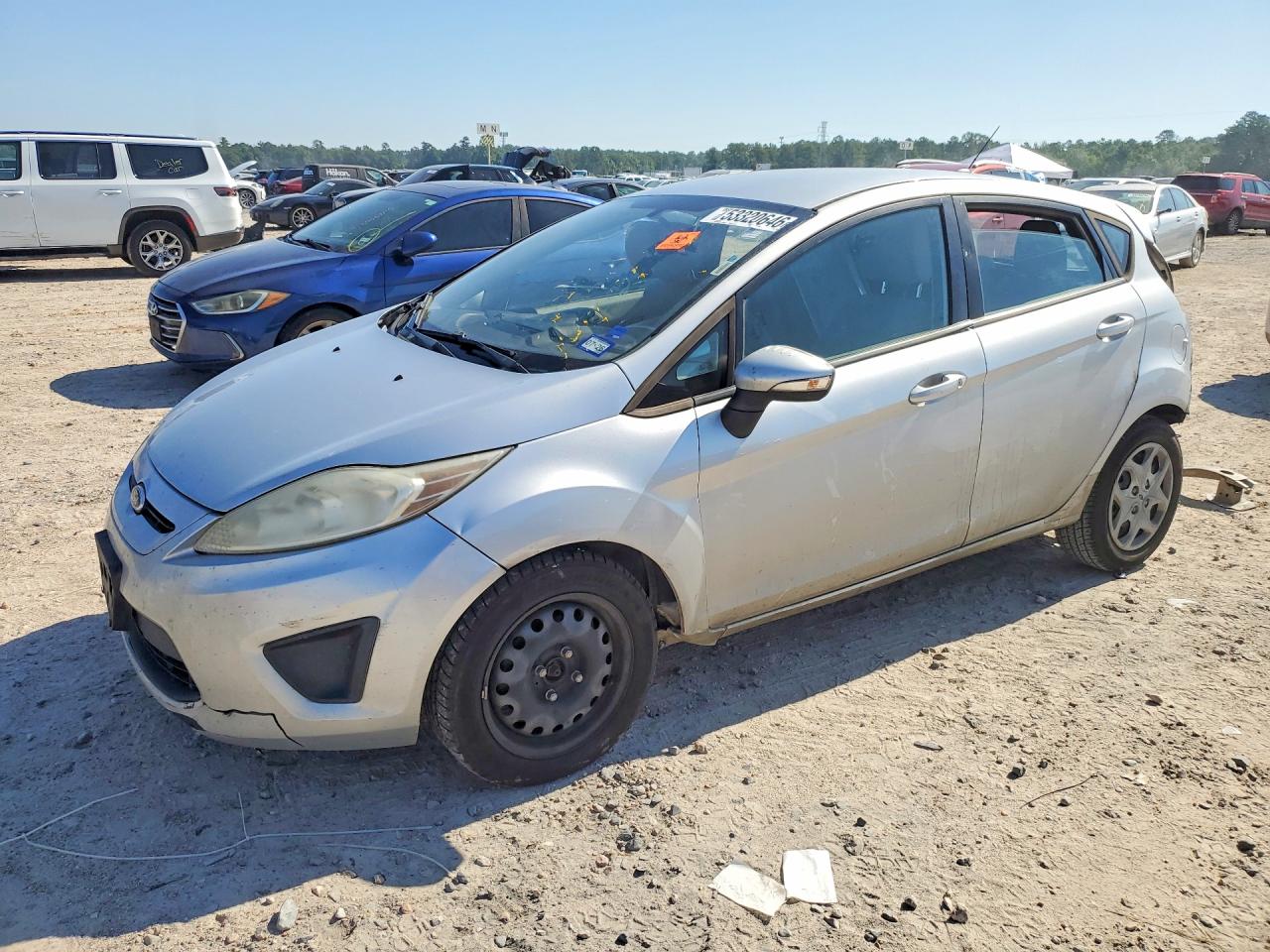 2013 Ford Fiesta SE, VIN 3FADP4EJ5DM219969 — Rear end