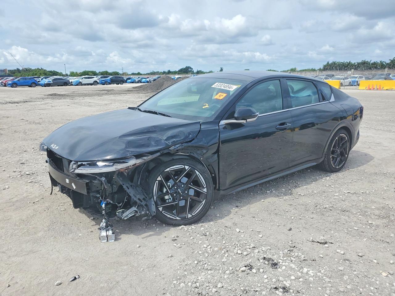 2025 Kia K4 GT-Line, VIN 3KPFW4DE6SE247605 — Front end