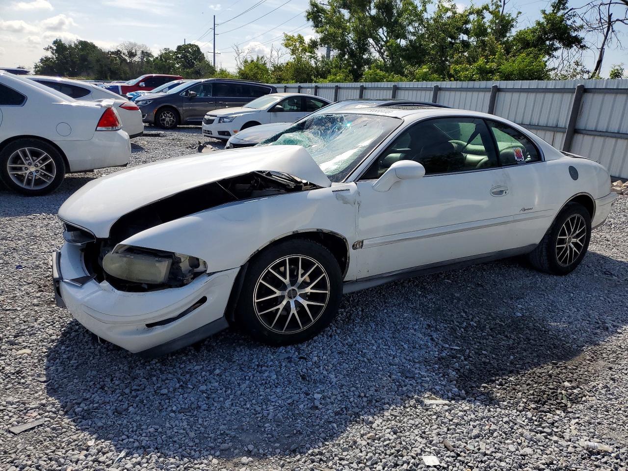 1998 Buick Riviera, VIN 1G4GD221XW4700710 — Front end