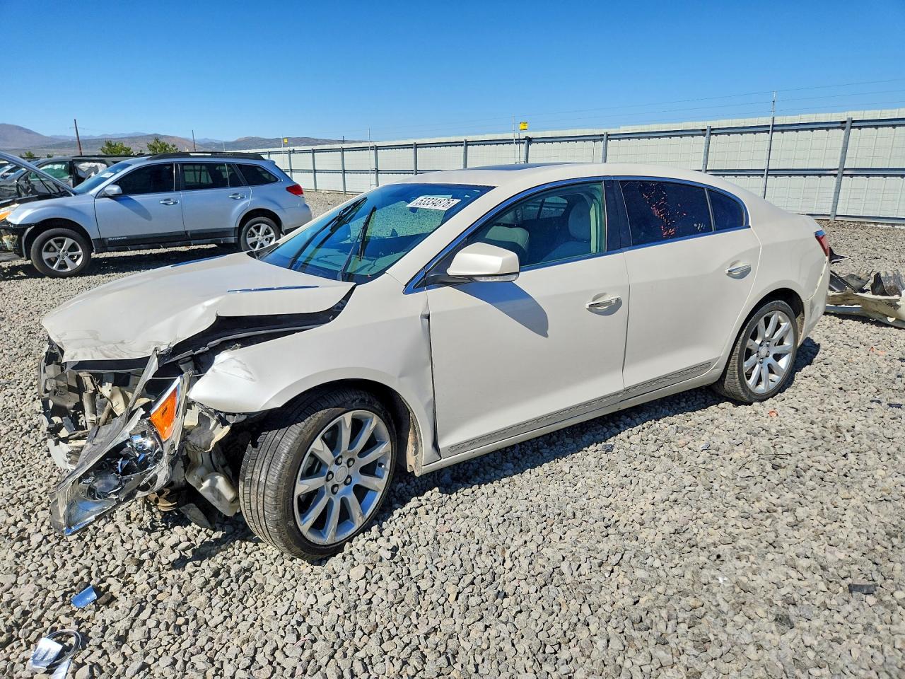 2011 Buick LaCrosse CXS, VIN 1G4GE5ED4BF110683 — Front end