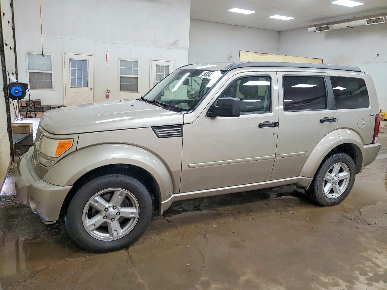 2010 Dodge Nitro SXT, VIN 1D4PU5GK8AW126941 — Перед