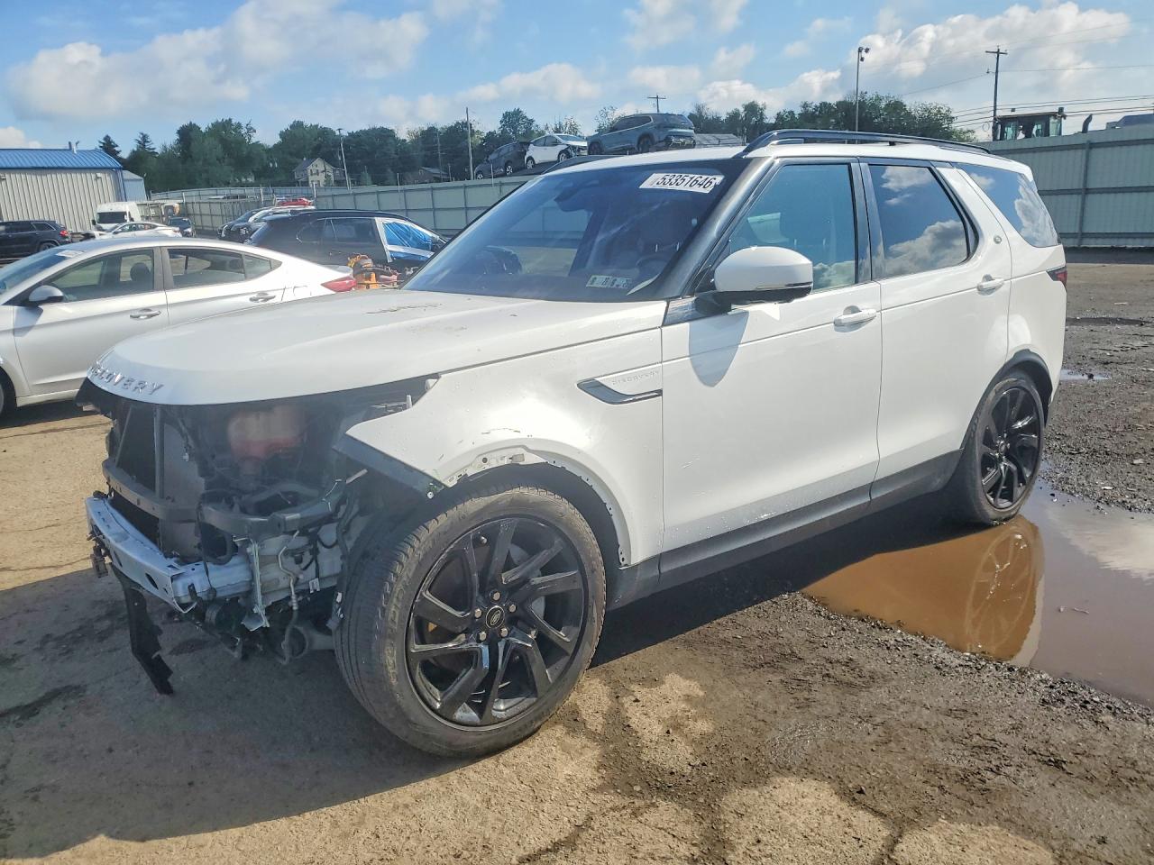 2022 Land Rover Discovery S, VIN SALRJ2EX8N2460968 — Front end