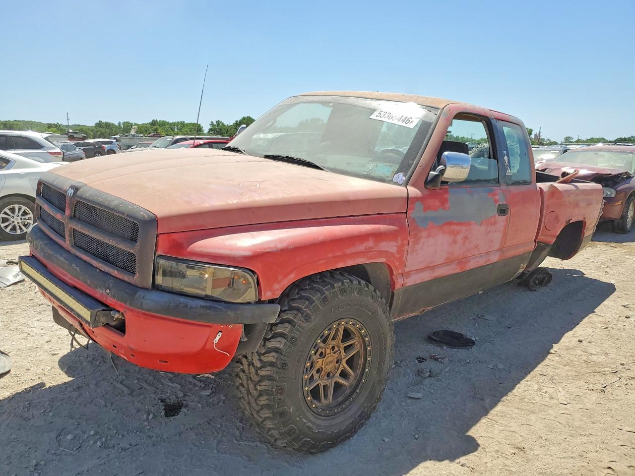 1995 Dodge 1500, VIN 3B7HF13YXSM169015 — Side
