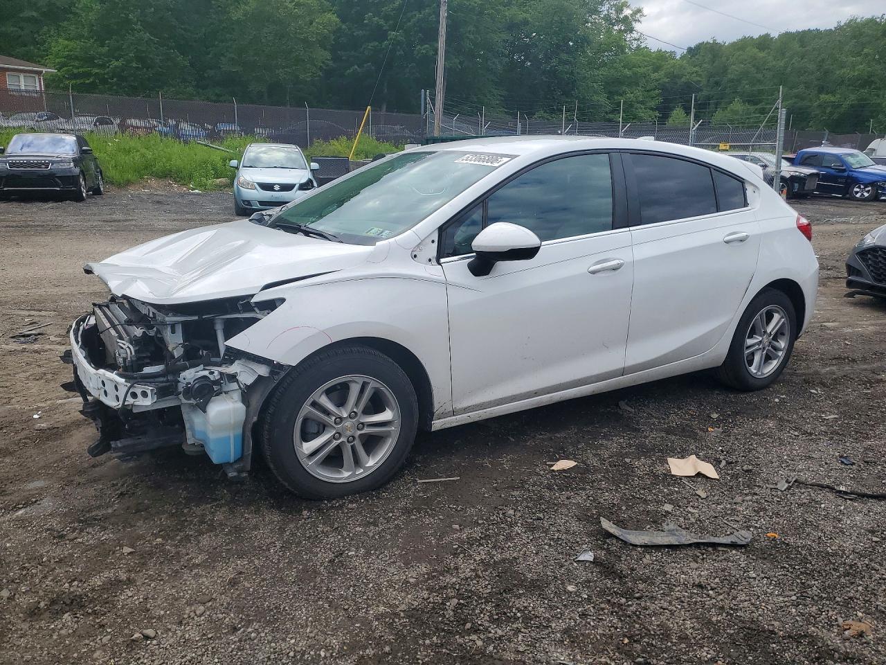 2018 Chevrolet Cruze LT, VIN 3G1BE6SM8JS518132 — Front end