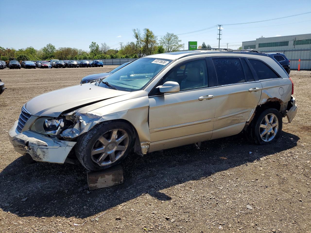 2005 Chrysler Pacifica Limited, VIN 2C8GF78465R272562 — Зад