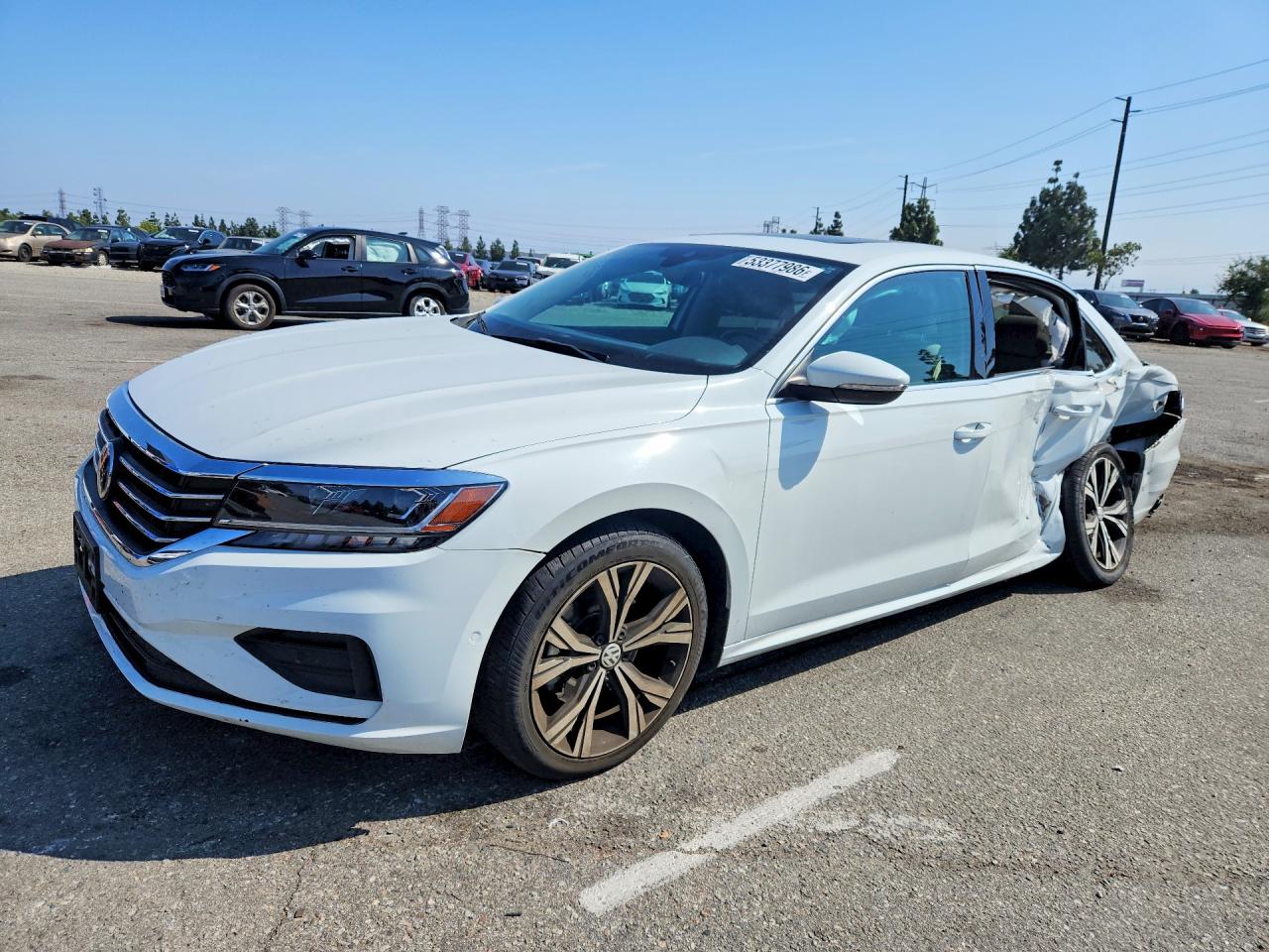 2020 Volkswagen Passat SEL, VIN 1VWCA7A34LC003530 — Auction photo