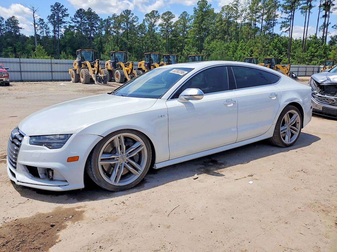 2017 Audi S7 Premium Plus, VIN WAUWFAFC2HN004241 — Front end