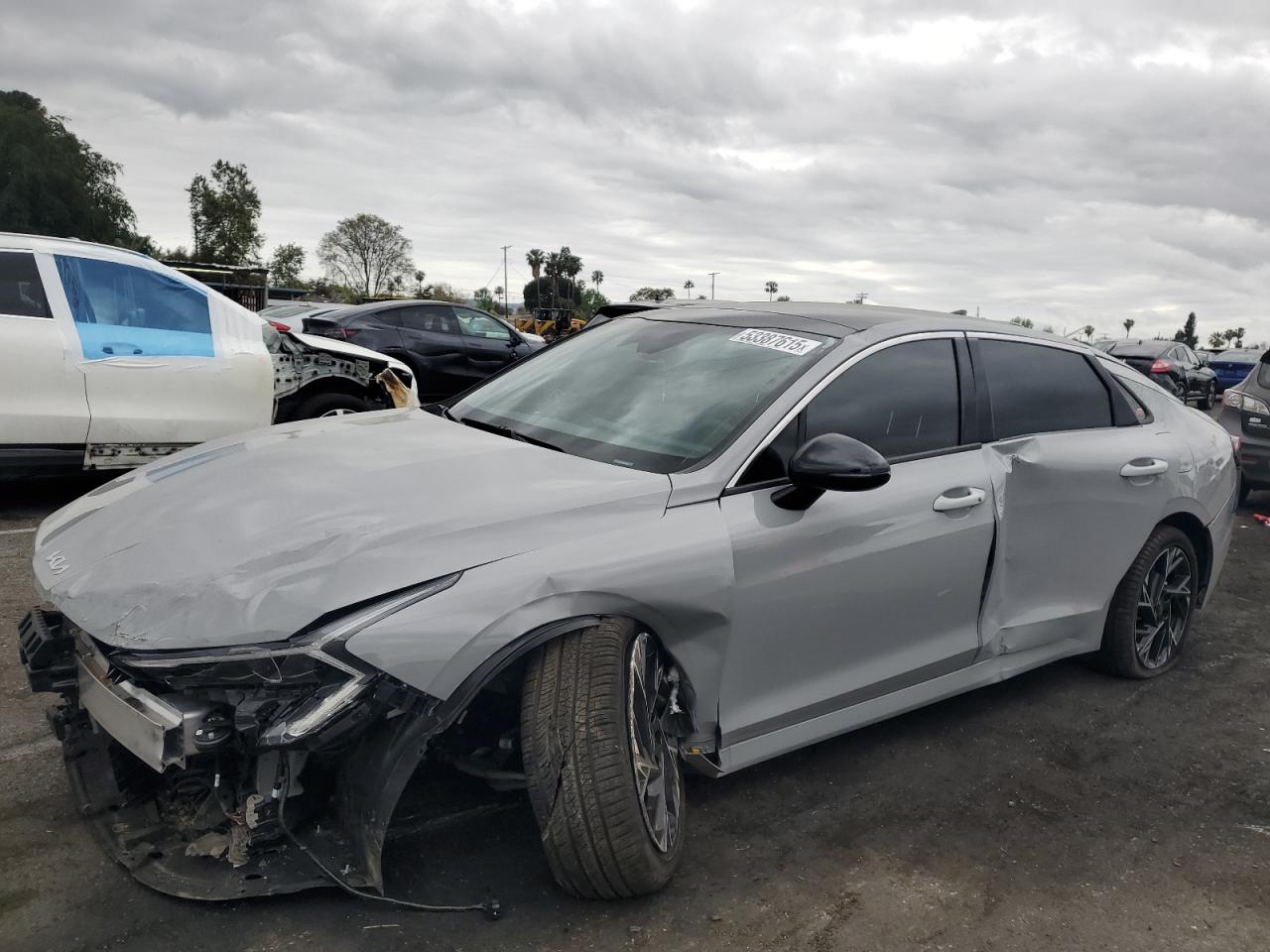 2025 Kia K5 GT-Line, VIN KNAG64J71S5365483 — Front end