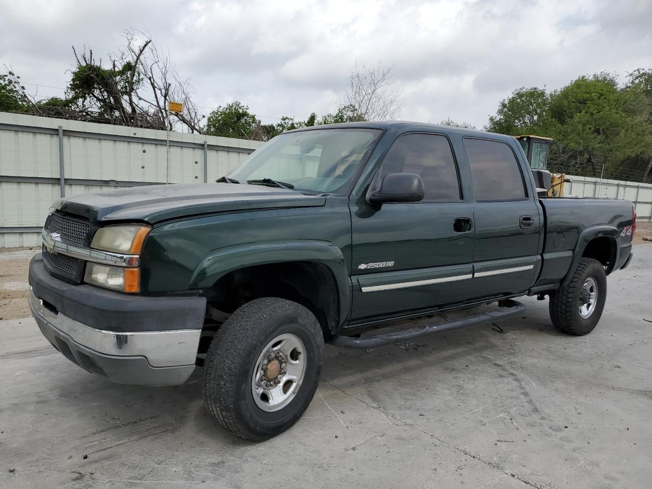 2004 Chevrolet Silverado 2500HD LS, VIN 1GCHK23U84F246126 — Missing or altered VIN