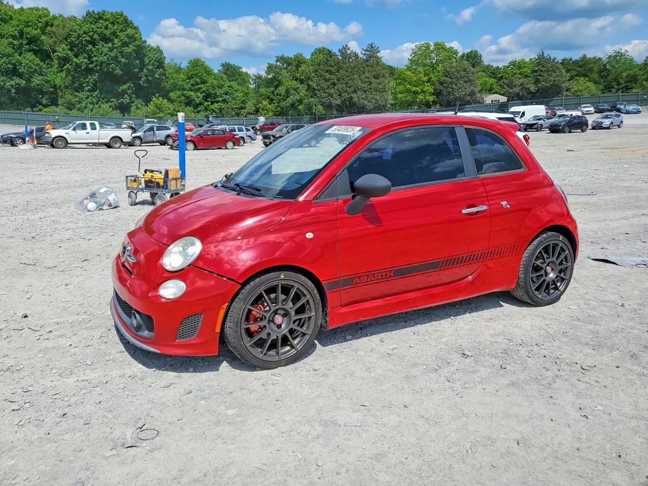2013 FIAT 500 Abarth, VIN 3C3CFFFH9DT752062 — Front end