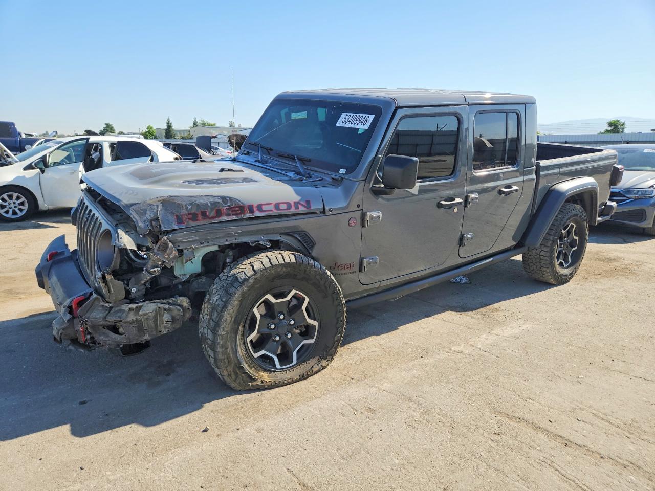 2020 Jeep Gladiator Rubicon, VIN 1C6JJTBG5LL187601 — Front end