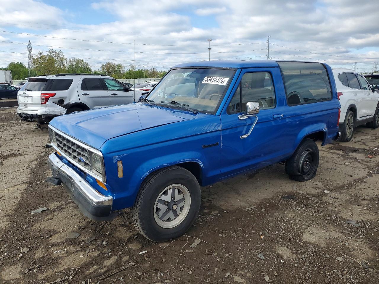 1988 Ford Bronco, VIN 1FMCU12T5JUA00886 — Front end