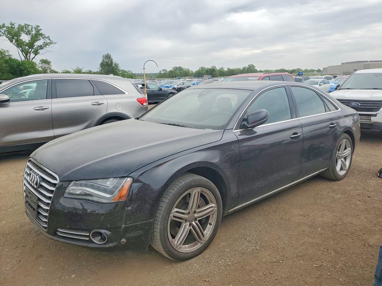2011 Audi A8, VIN WAUAVAFDXBN024380 — Minor dents and scratches