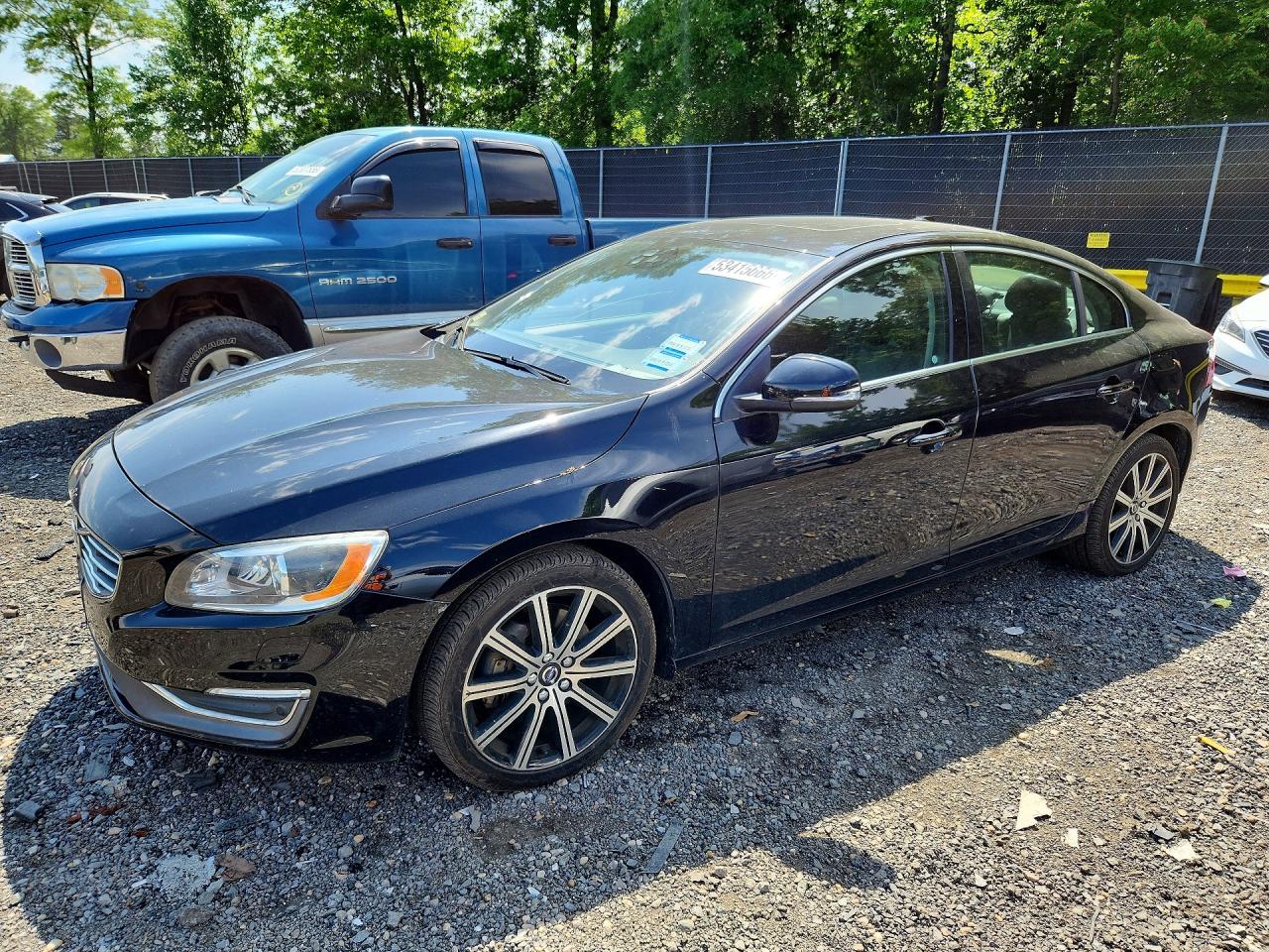 2016 Volvo S60 T5 Platinum, VIN LYV612TMXGB101710 — Side