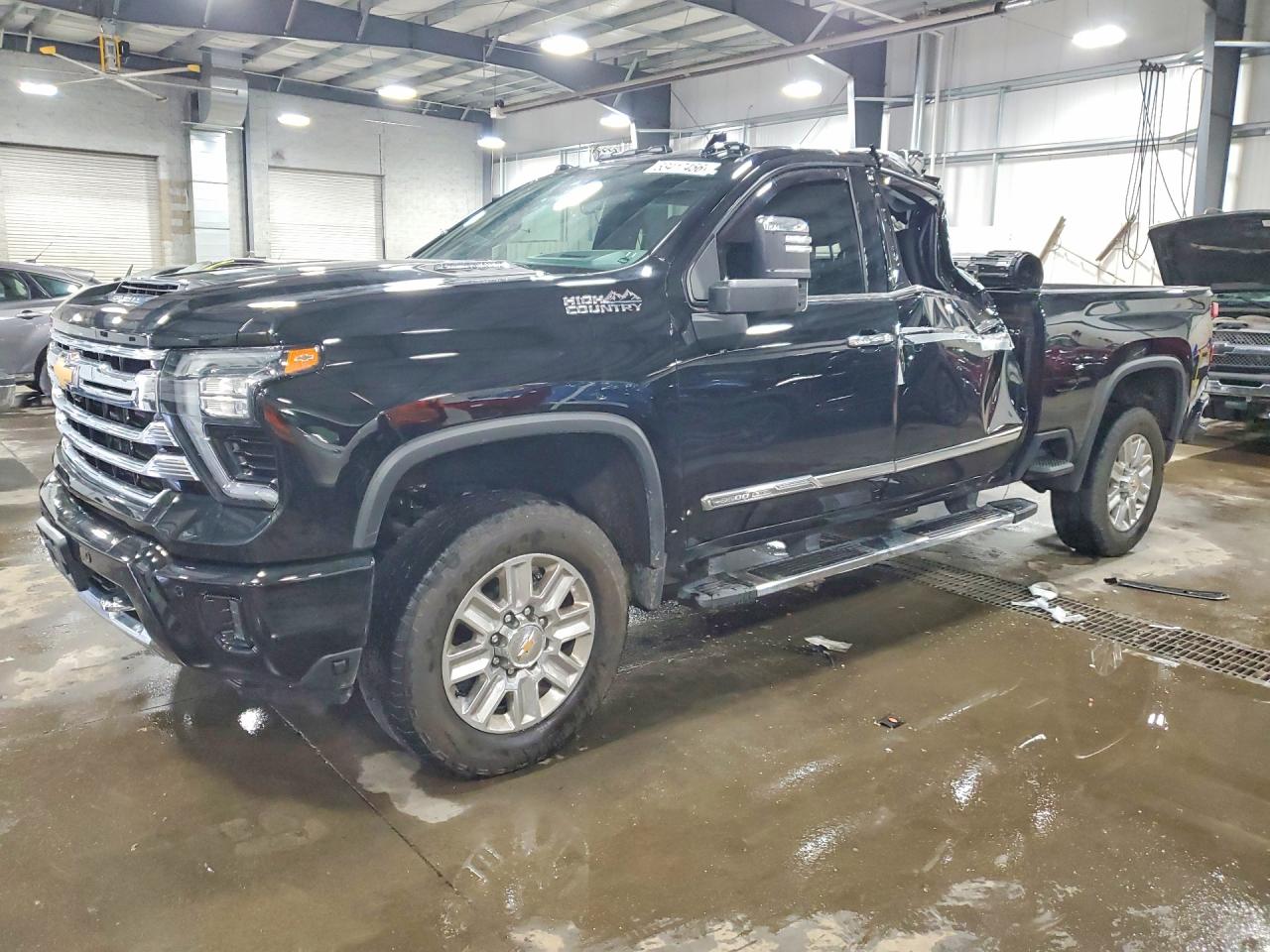 2024 Chevrolet Silverado 3500HD High Country, VIN 2GC4YVEY4R1175729 — Roof