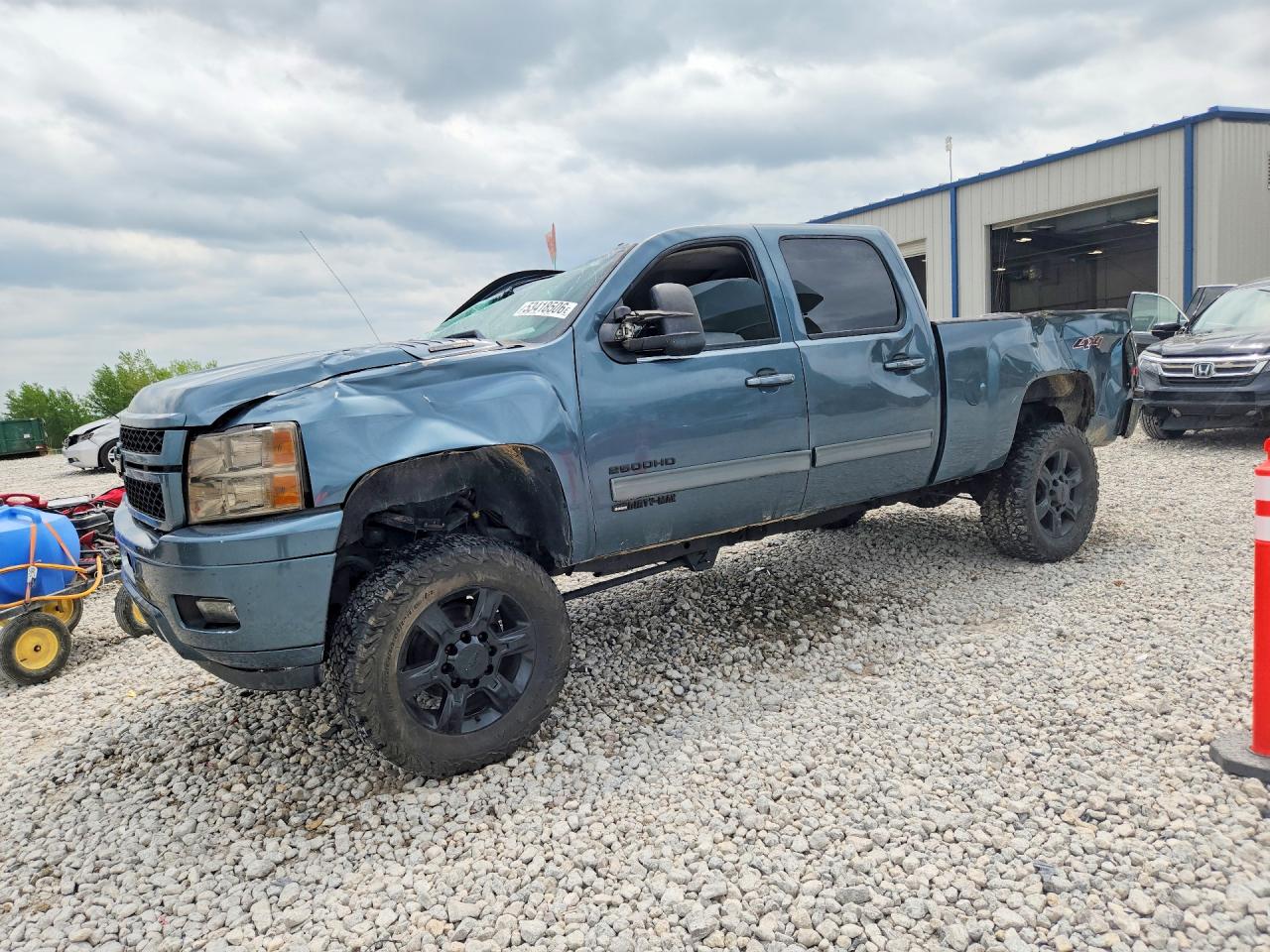 2012 Chevrolet Silverado 2500HD LTZ, VIN 1GC1KYC83CF122738 — Rollover