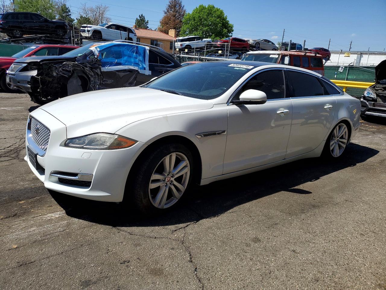 2016 Jaguar XJ Portfolio, VIN SAJWA2G73G8W02460 — Мелкие вмятины и царапины