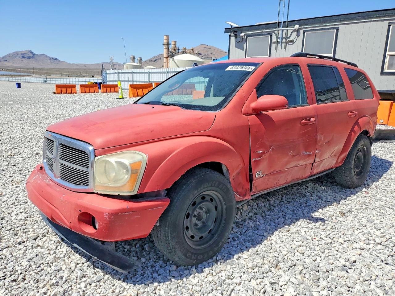 2006 Dodge Durango SXT, VIN 1D4HD38N76F115003 — Front end
