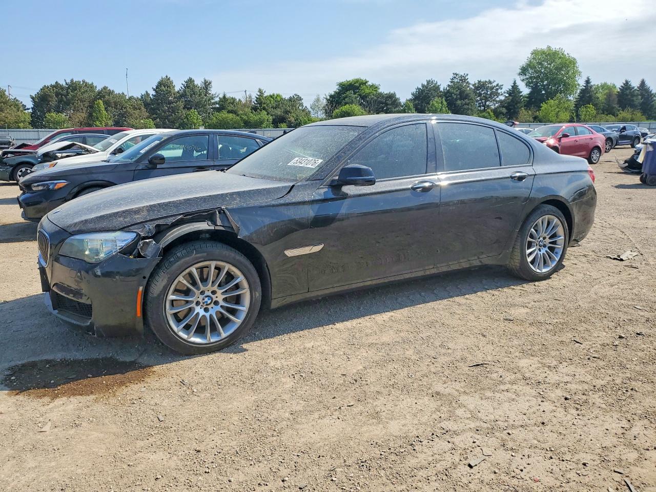 2013 BMW 7 Series 750i xDrive, VIN WBAYB6C59DD224032 — Front end