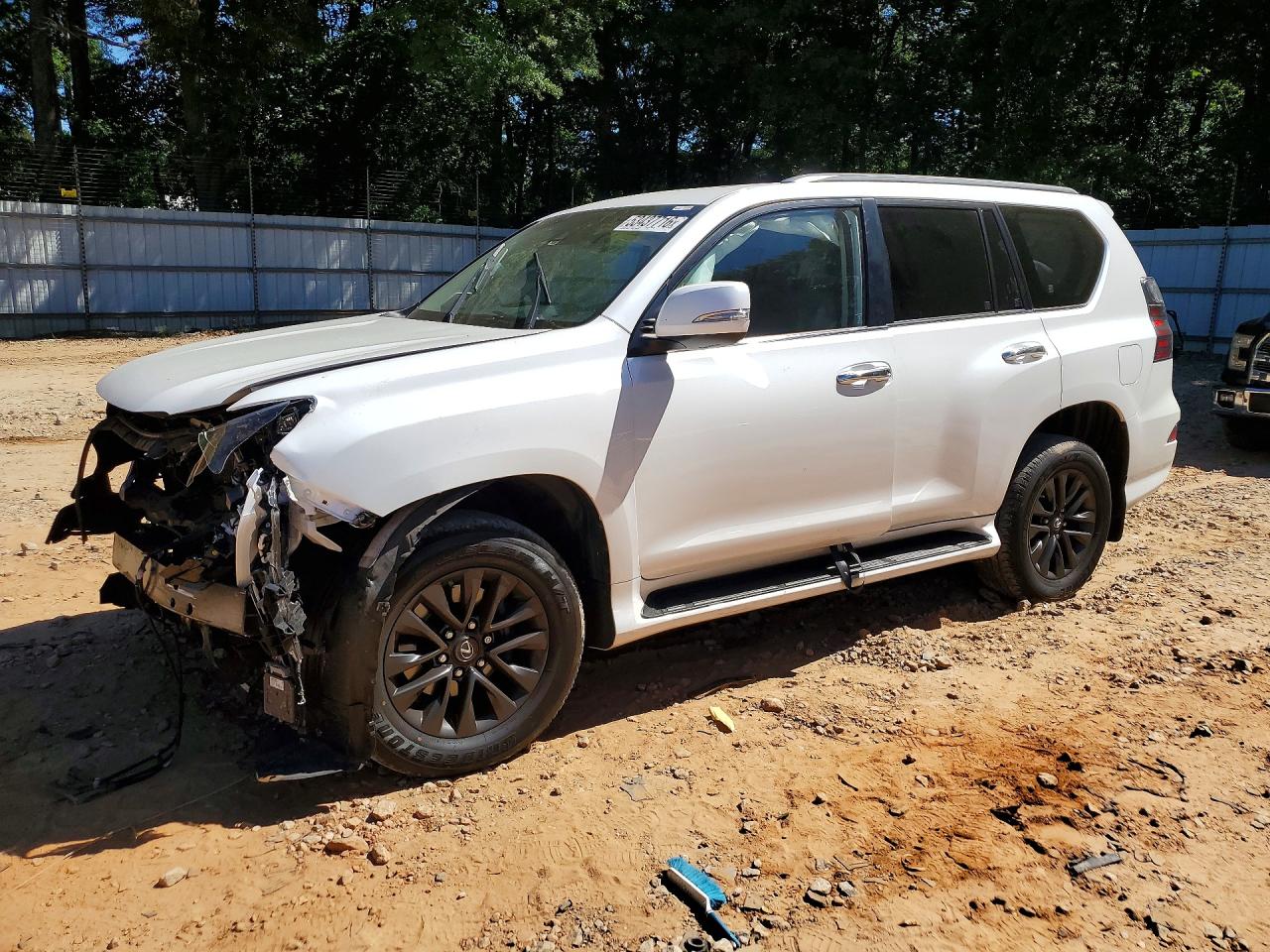 2021 Lexus GX 460 Premium, VIN JTJAM7BX9M5288974 — Перед