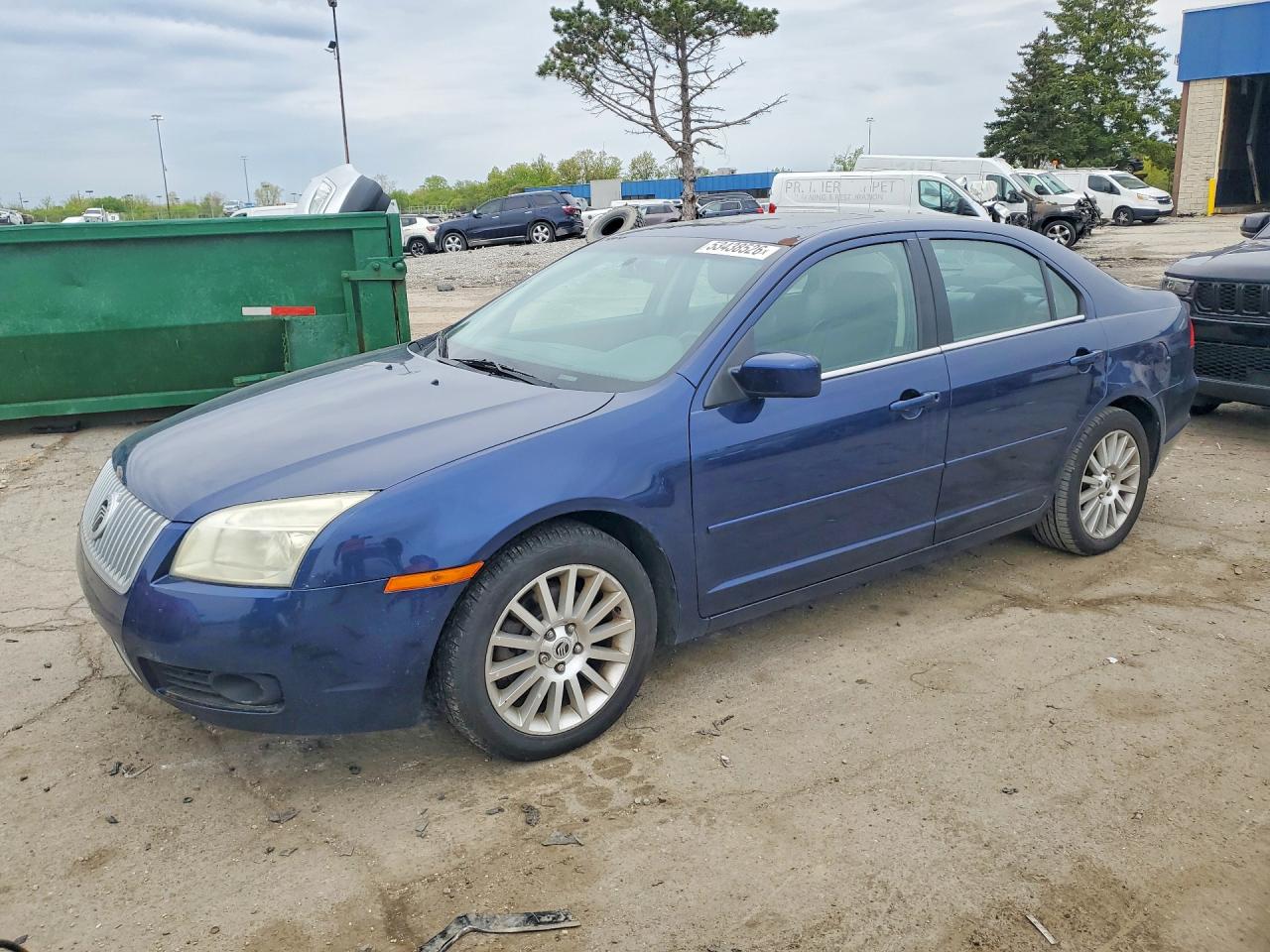 2006 Mercury Milan Premier, VIN 3MEFM08106R661188 — Minor dents and scratches