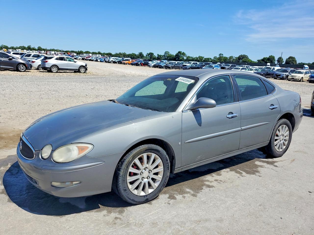 2007 Buick LaCrosse CXS, VIN 2G4WE587771142947 — Undercarriage