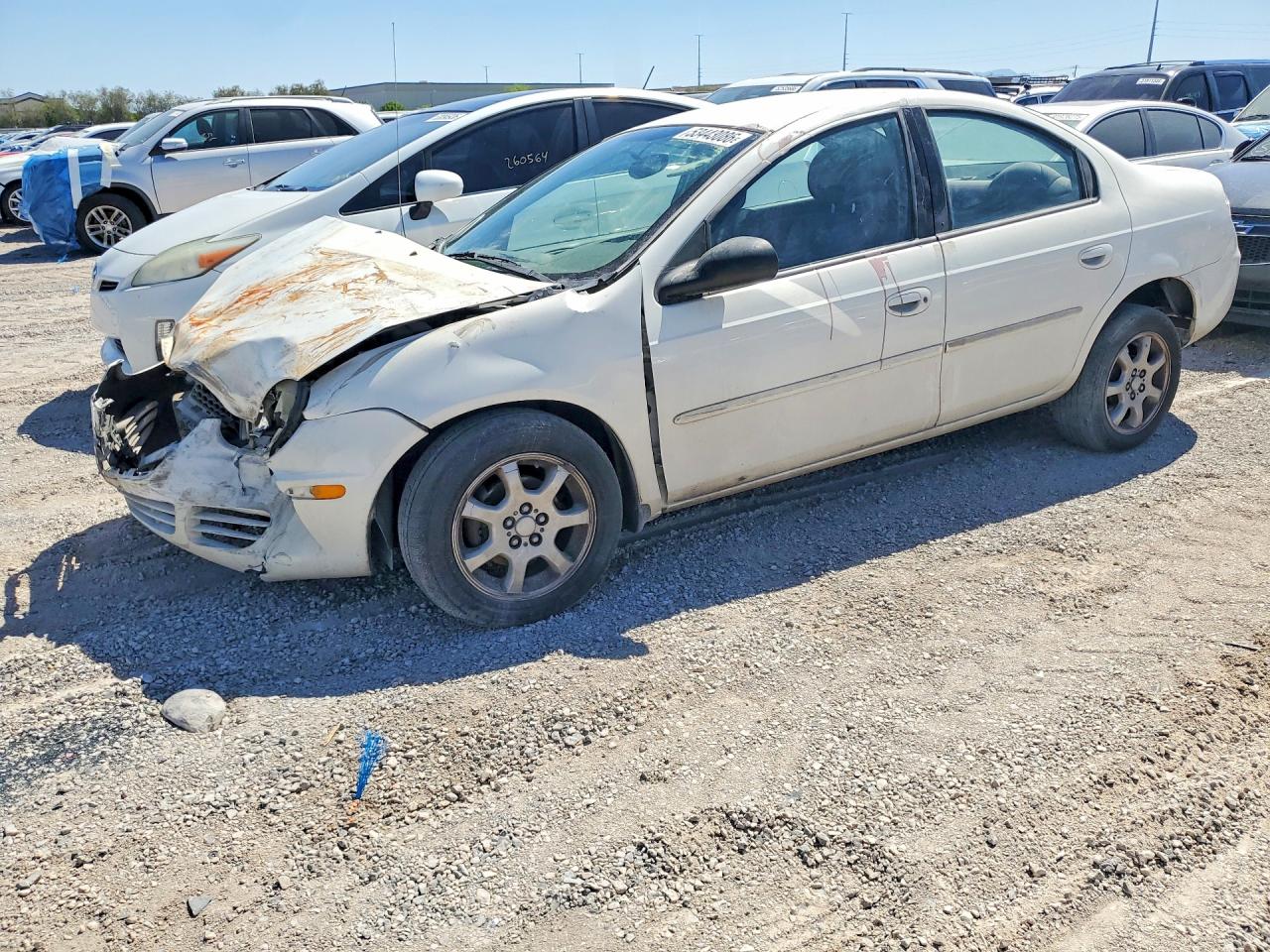 2005 Dodge Neon SXT, VIN 1B3ES56C85D150650 — Front end