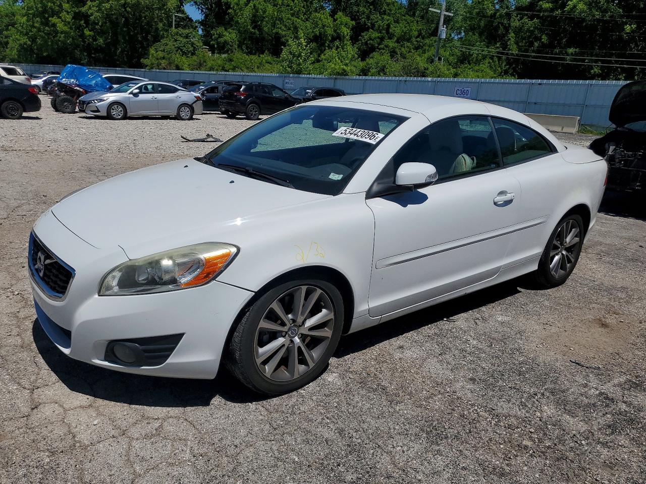 2011 Volvo C70, VIN YV1672MC0BJ107076 — Зад