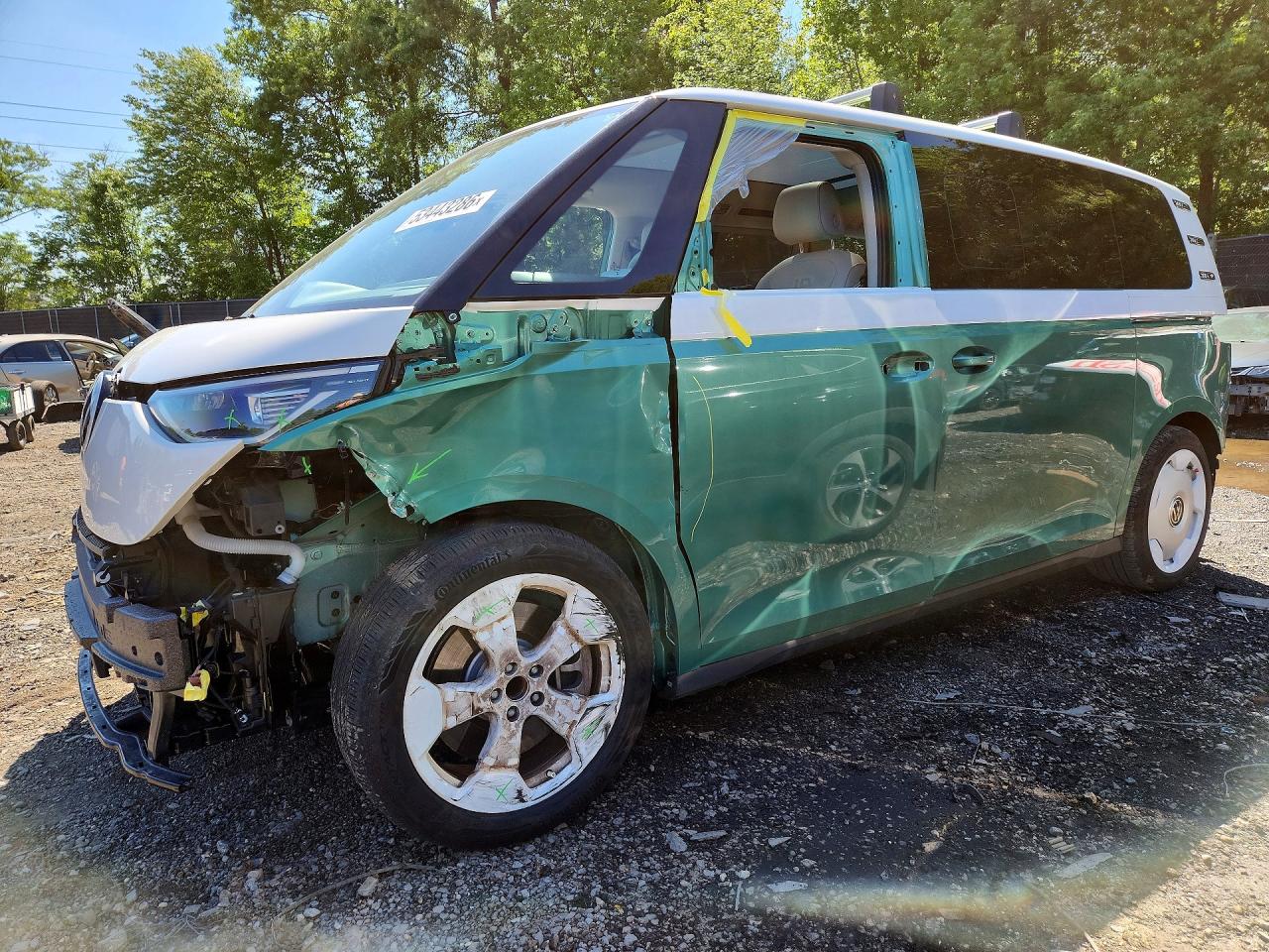 2025 Volkswagen ID.Buzz, VIN WVG5WVEB5SH015119 — Front end