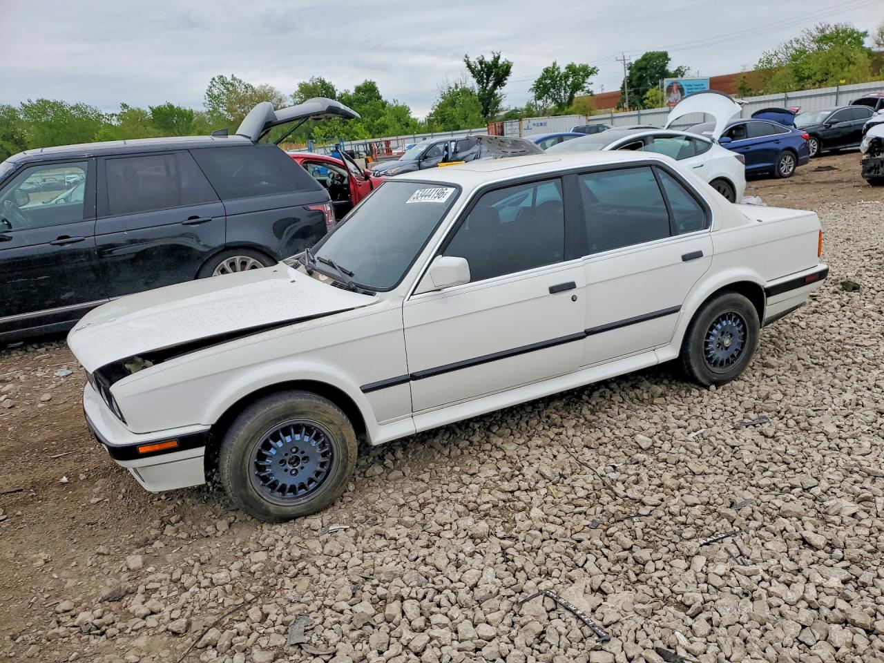 1990 BMW 3 Series, VIN WBAAE9313LED64273 — Engine fire
