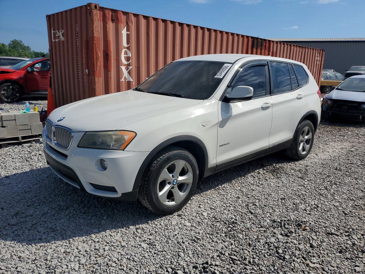 2012 BMW X3 28i, VIN 5UXWX5C53CL724261 — Мелкие вмятины и царапины