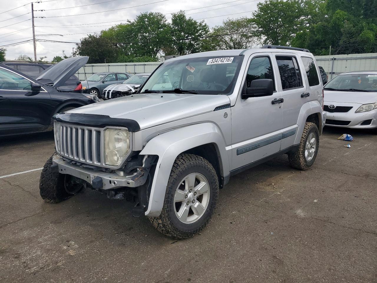 2010 Jeep Liberty Sport, VIN 1J4PN2GK5AW121800 — Перед