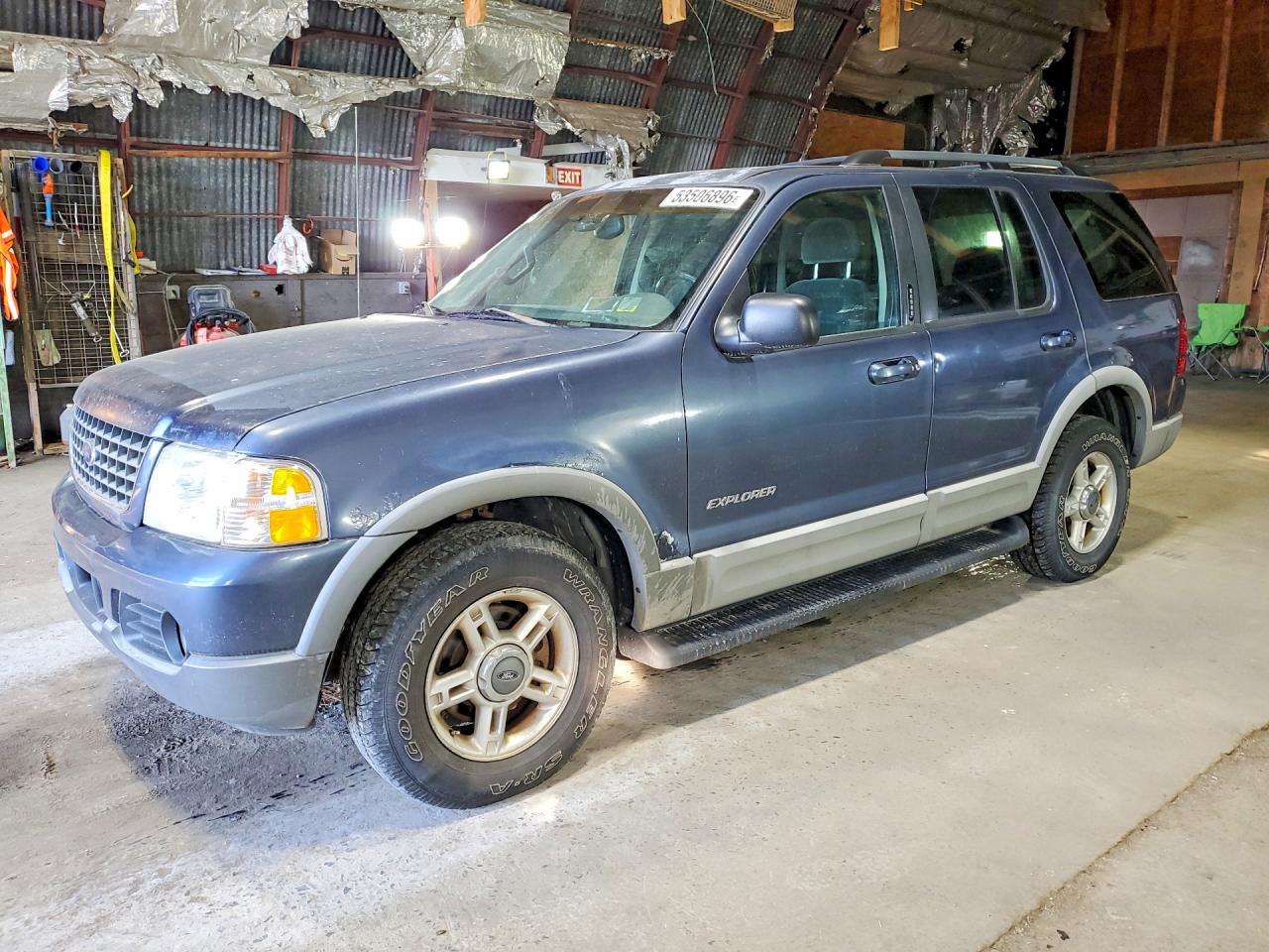 2002 Ford Explorer XLT, VIN 1FMZU73E92ZC13390 — Normal wear