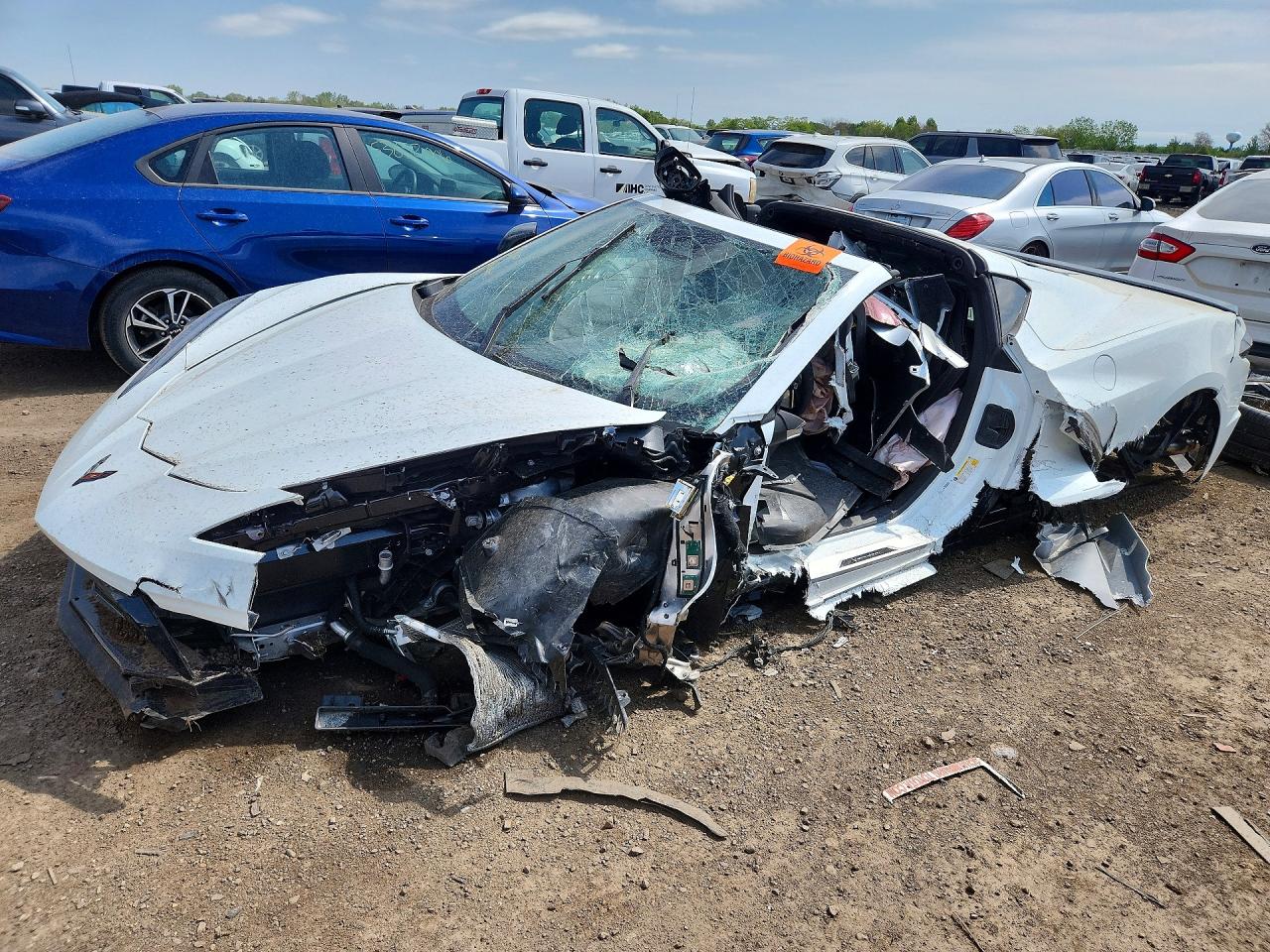 2024 Chevrolet Corvette 2LT, VIN 1G1YB2D46R5117015 — Front end