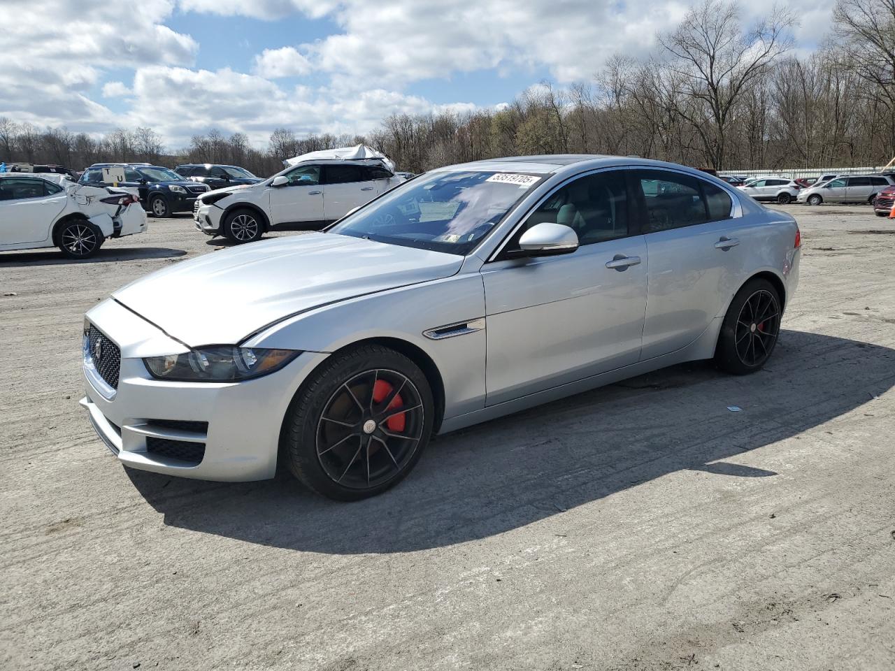 2017 Jaguar XE 20d, VIN SAJAS4BNXHA977944 — Фото с аукциона