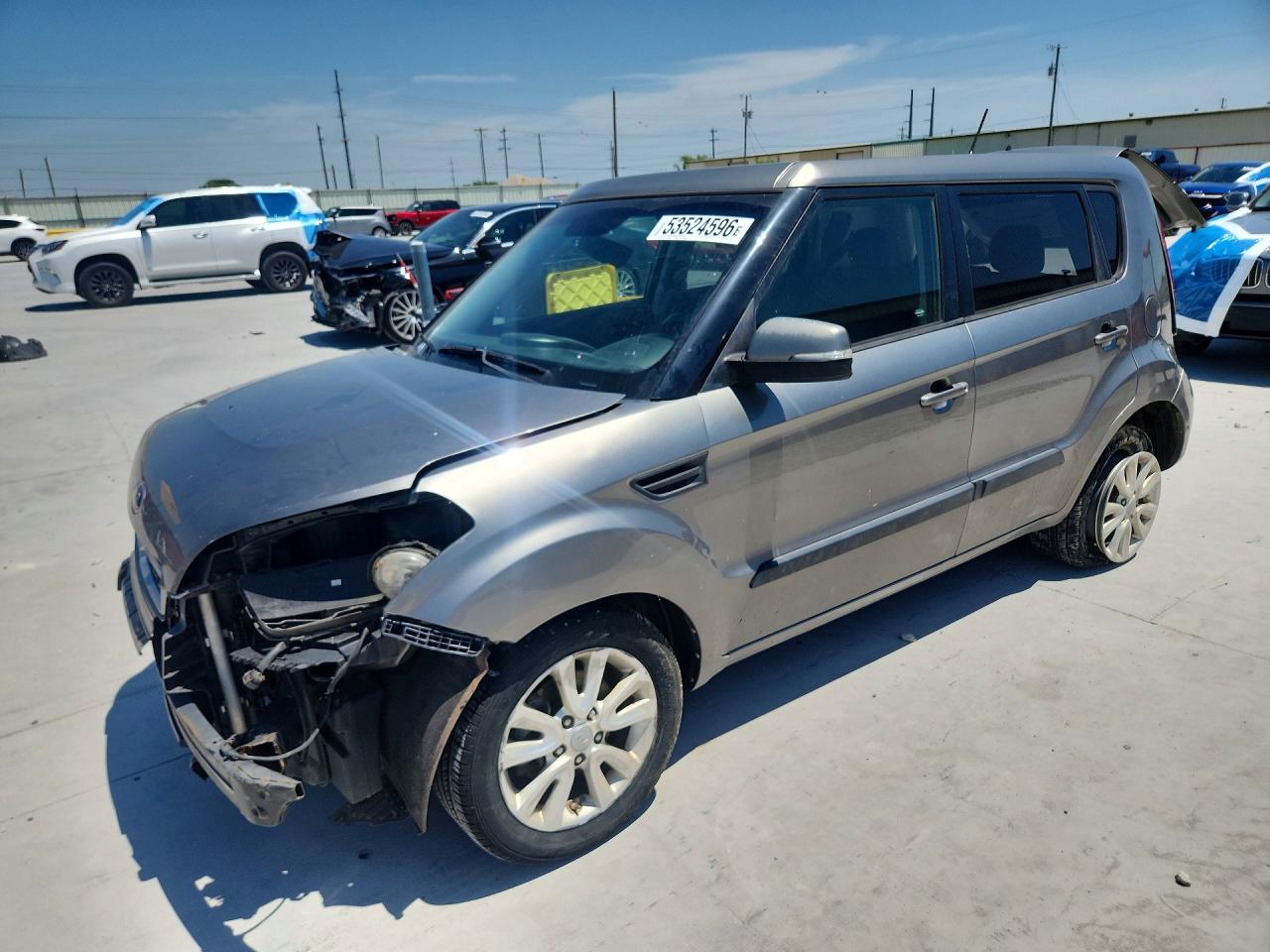 2012 Kia Soul +, VIN KNDJT2A69C7426324 — Front end