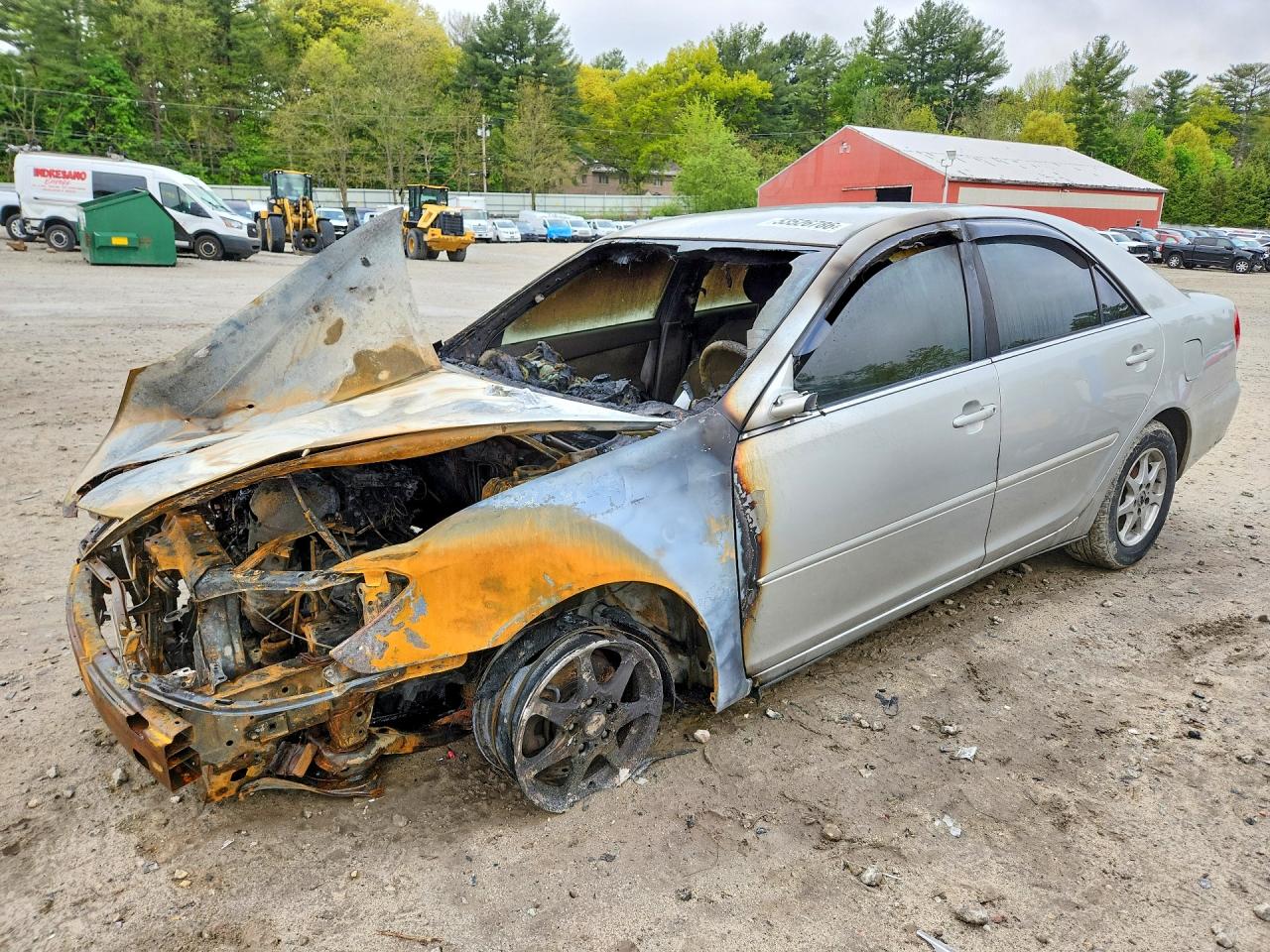 2002 Toyota Camry LE, VIN 4T1BE32K62U099859 — Engine fire