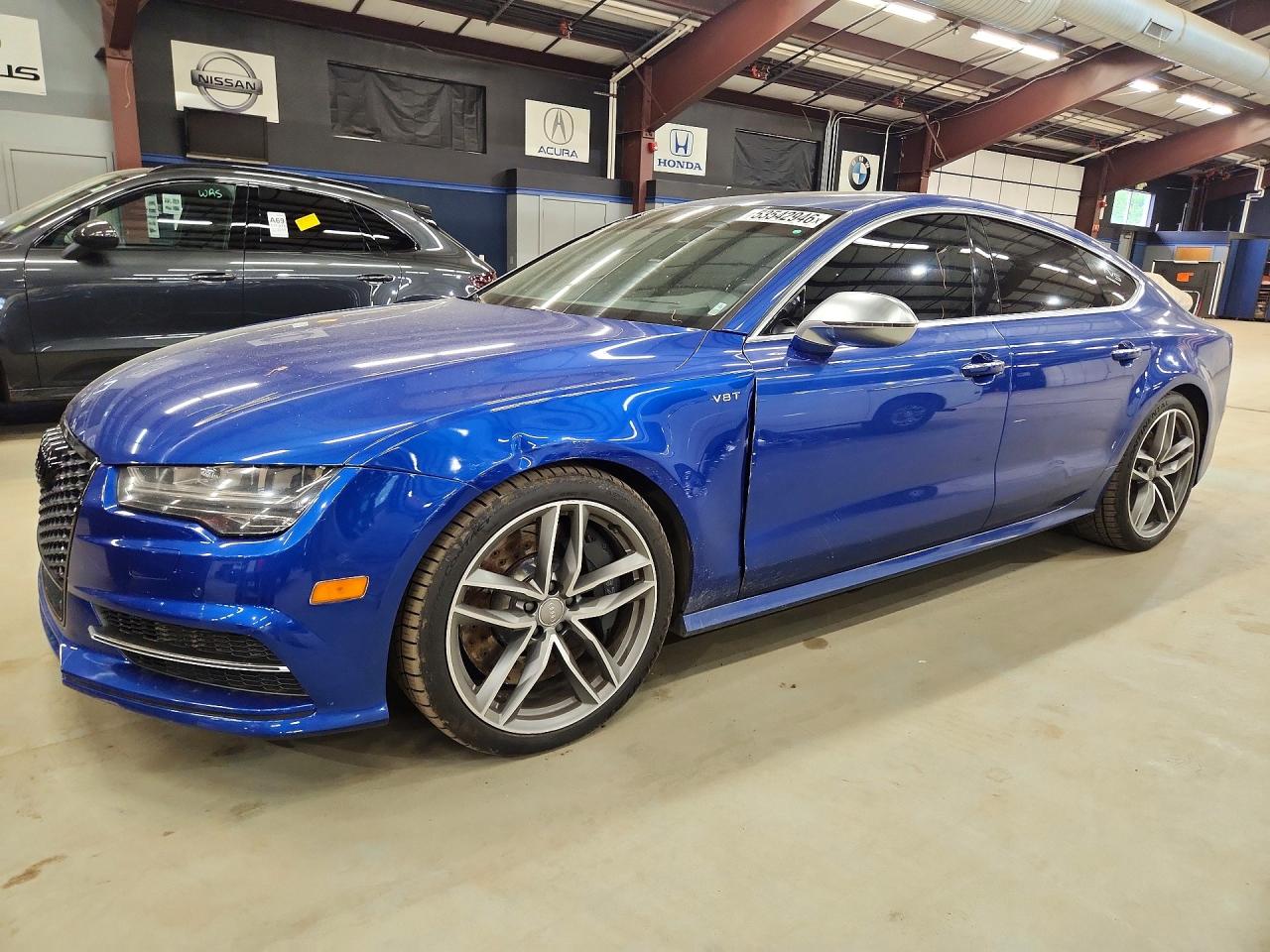 2016 Audi S7, VIN WAUW2AFCXGN021377 — Front end