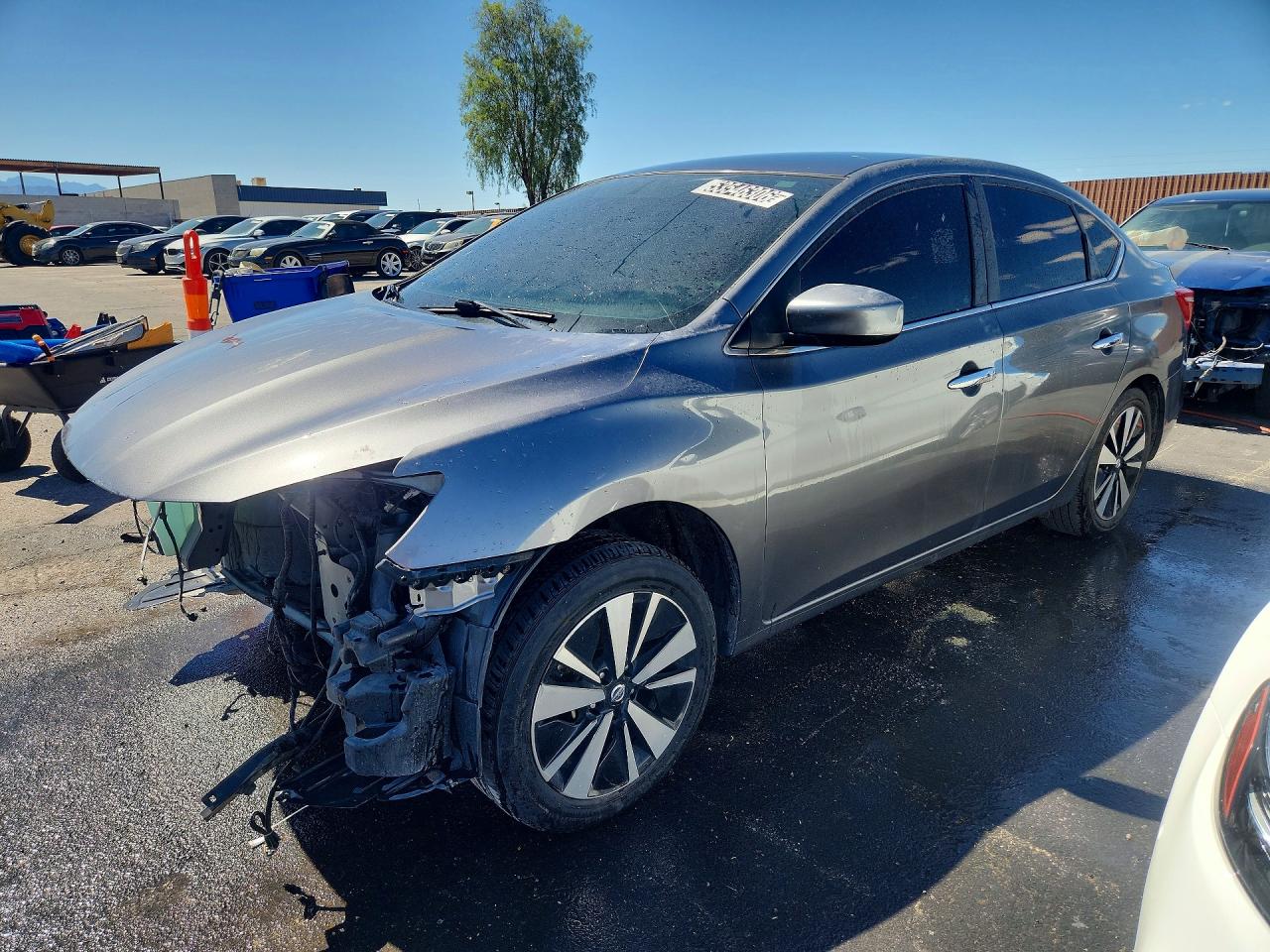 2019 Nissan Sentra SV, VIN 3N1AB7AP2KY415559 — Перед