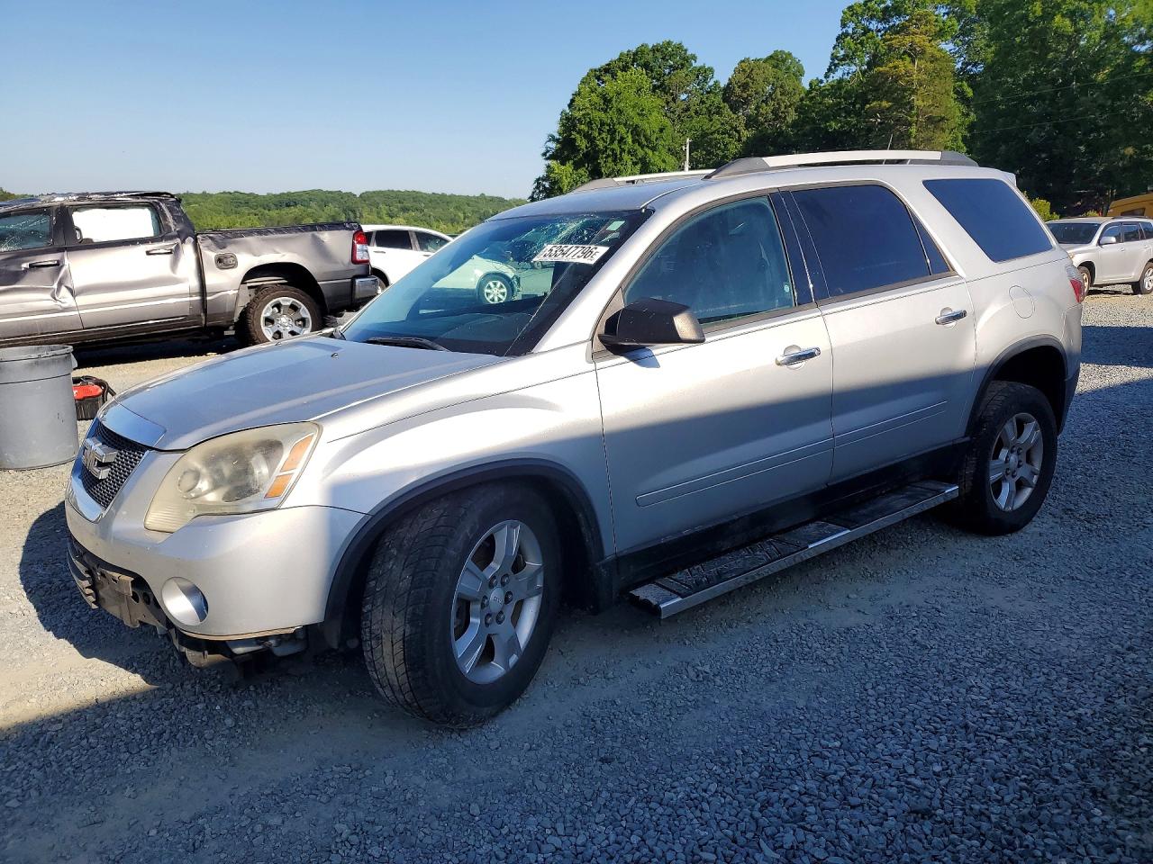 2011 GMC Acadia SL, VIN 1GKKRNED8BJ186184 — Перед