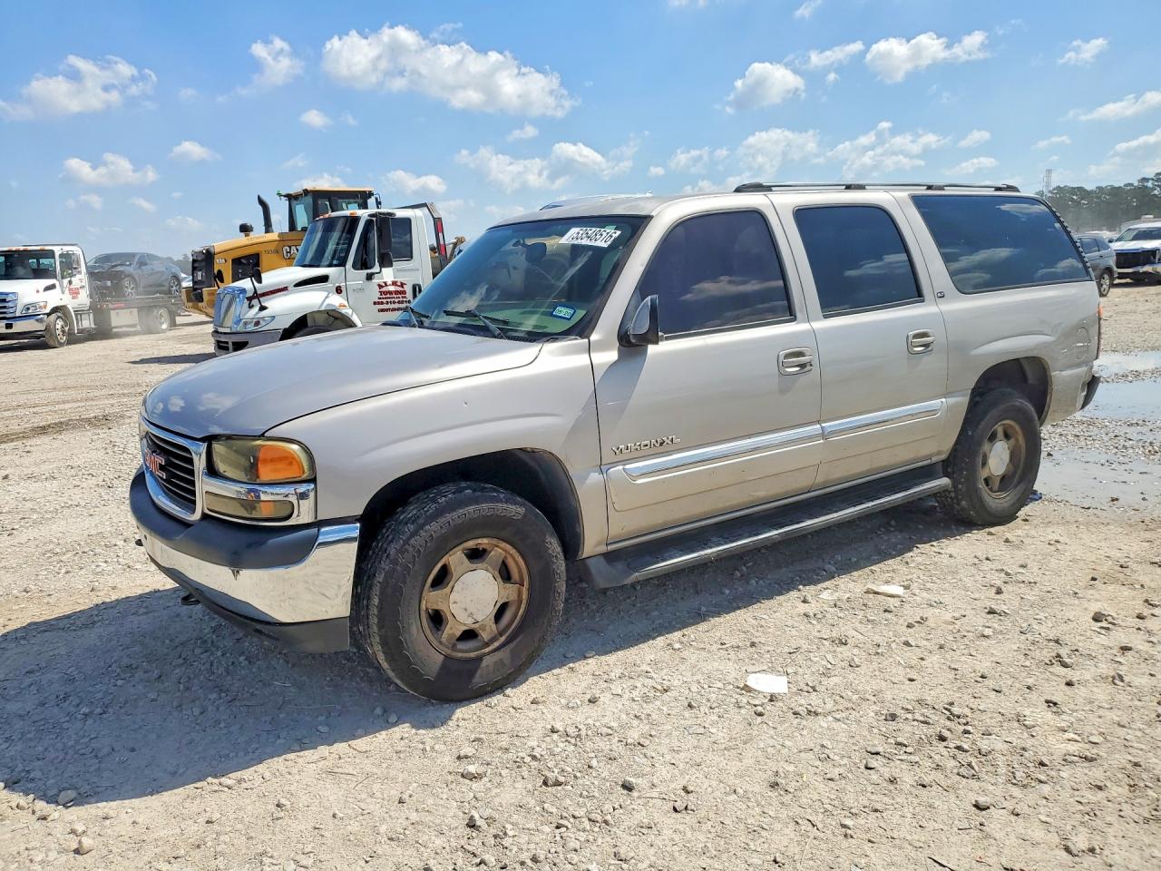 2005 GMC Yukon XL SLT, VIN 1GKFK16Z15J115566 — Rear end