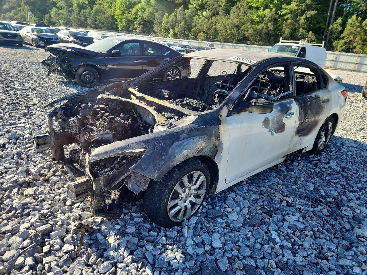 2016 Nissan Altima S, VIN 1N4AL3AP8GC213513 — Burn