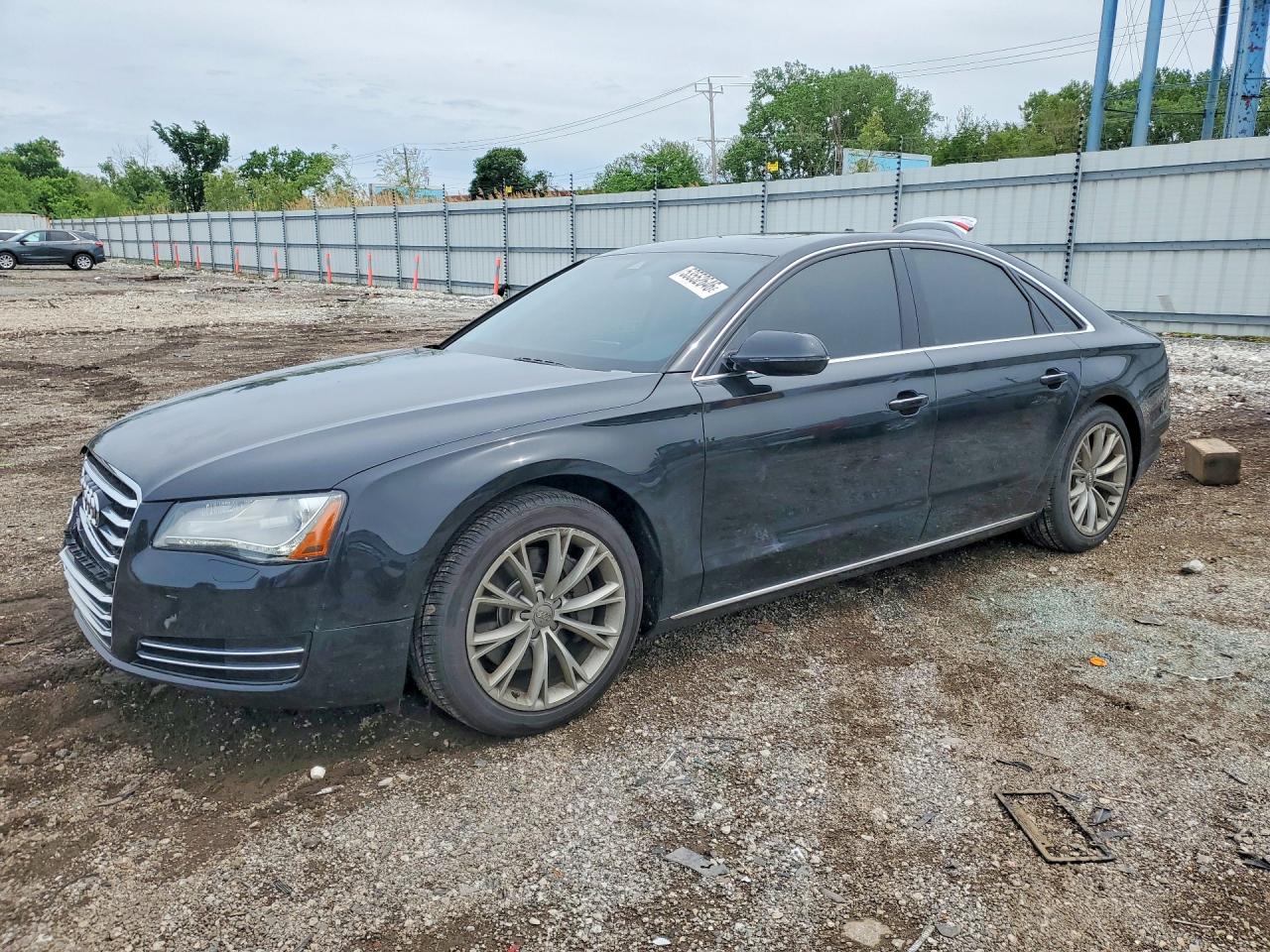 2013 Audi A8 3.0L, VIN WAUAGAFD5DN000758 — Перед