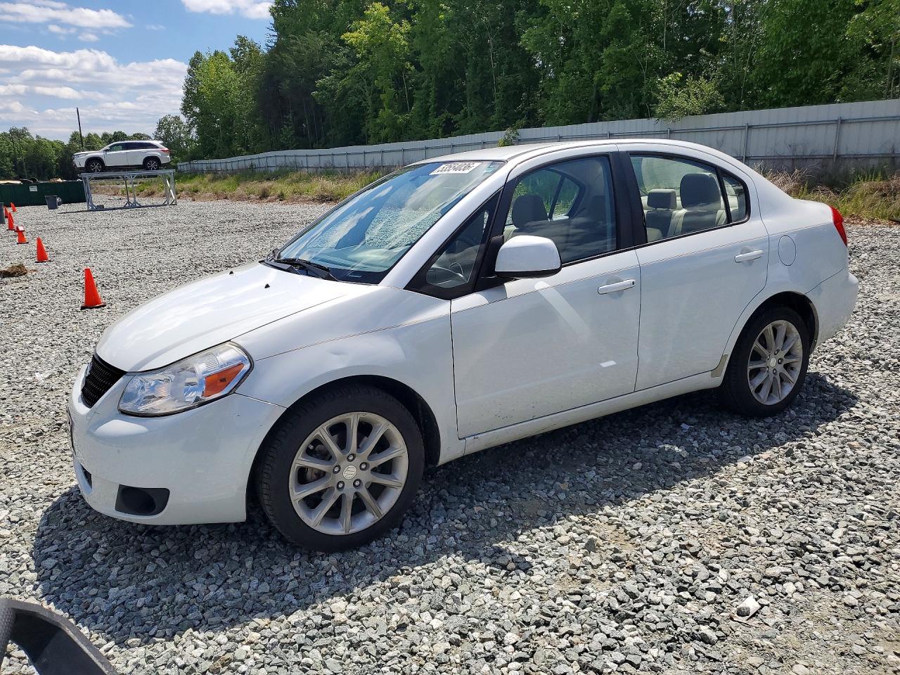 2011 Suzuki SX4 LE, VIN JS2YC5A23B6304436 — Front end