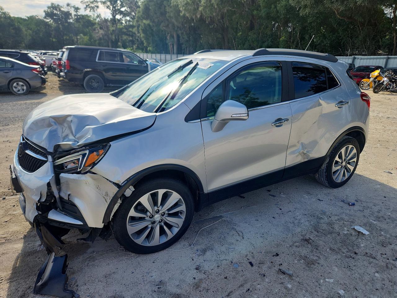 2018 Buick Encore Preferred, VIN KL4CJASB2JB555403 — Перед